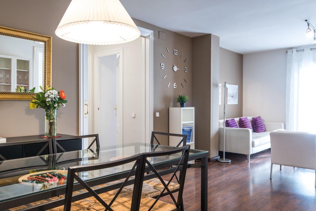 Be Barcelona Eixample Urquinaona II Apartment Ngoại thất bức ảnh